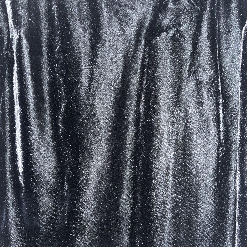 ASOS Black Scoop Neck Velvet Midi Dress - Picture 3 of 4